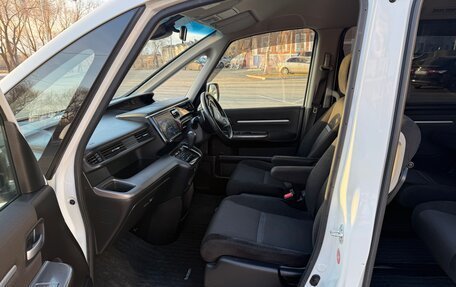 Honda Stepwgn IV, 2019 год, 2 300 000 рублей, 11 фотография