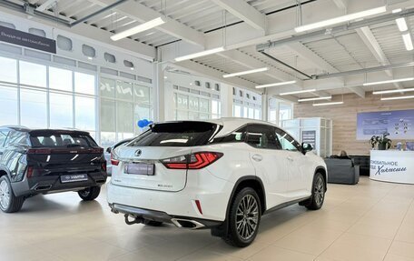 Lexus RX IV рестайлинг, 2016 год, 4 449 900 рублей, 6 фотография