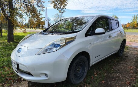 Nissan Leaf I, 2015 год, 760 000 рублей, 3 фотография