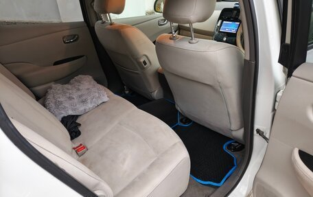 Nissan Leaf I, 2015 год, 760 000 рублей, 10 фотография