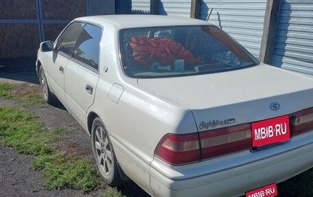 Toyota Crown, 1998 год, 590 000 рублей, 2 фотография