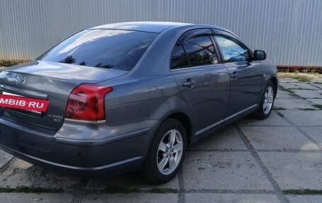 Toyota Avensis III рестайлинг, 2003 год, 840 000 рублей, 2 фотография