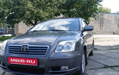 Toyota Avensis III рестайлинг, 2003 год, 840 000 рублей, 5 фотография