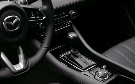 Mazda 6, 2023 год, 4 000 000 рублей, 21 фотография