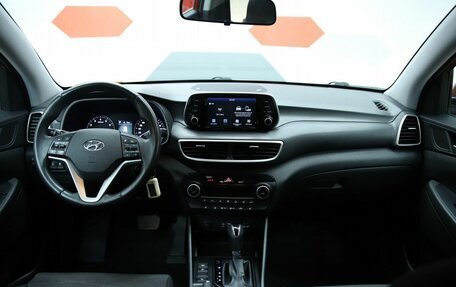 Hyundai Tucson III, 2018 год, 2 350 000 рублей, 16 фотография