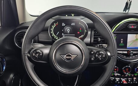 MINI Hatch, 2021 год, 1 923 000 рублей, 8 фотография