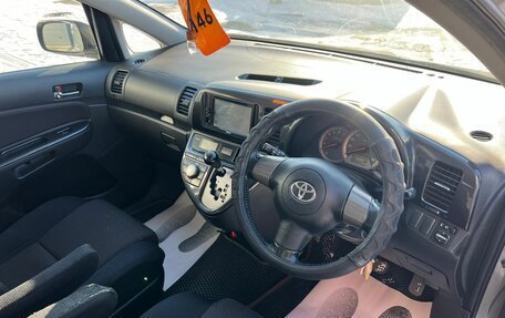 Toyota Wish II, 2005 год, 799 000 рублей, 11 фотография