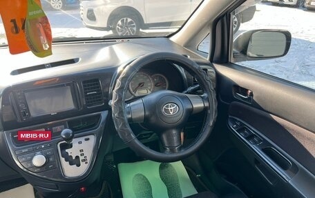 Toyota Wish II, 2005 год, 799 000 рублей, 15 фотография