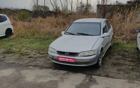 Opel Vectra B рестайлинг, 2001 год, 180 000 рублей, 1 фотография