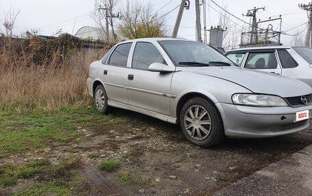 Opel Vectra B рестайлинг, 2001 год, 180 000 рублей, 3 фотография