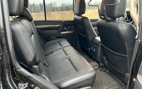 Mitsubishi Pajero IV, 2012 год, 1 900 000 рублей, 11 фотография