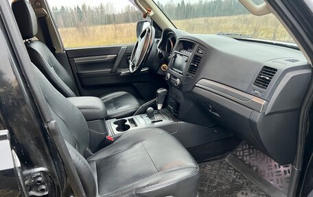 Mitsubishi Pajero IV, 2012 год, 1 900 000 рублей, 10 фотография