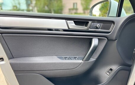 Volkswagen Touareg III, 2012 год, 2 900 000 рублей, 9 фотография