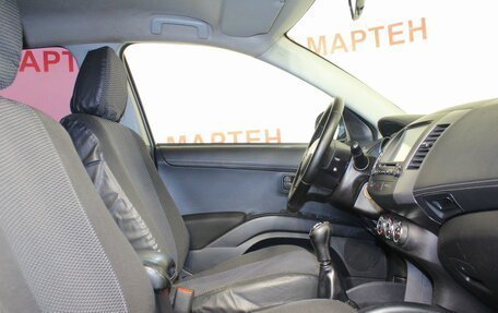 Mitsubishi Outlander III рестайлинг 3, 2012 год, 1 089 000 рублей, 10 фотография