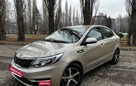 KIA Rio III рестайлинг, 2015 год, 775 000 рублей, 2 фотография