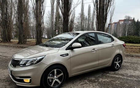 KIA Rio III рестайлинг, 2015 год, 775 000 рублей, 7 фотография