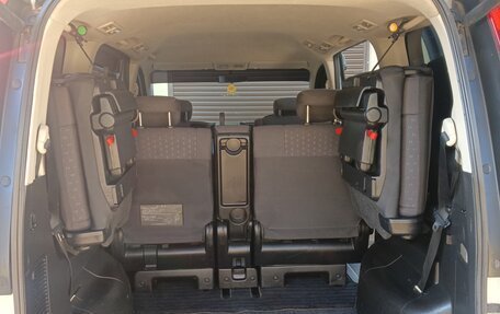 Nissan Serena III, 2007 год, 1 075 000 рублей, 28 фотография