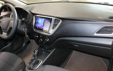 Hyundai Solaris II рестайлинг, 2017 год, 1 097 000 рублей, 11 фотография