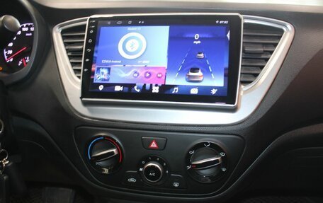 Hyundai Solaris II рестайлинг, 2017 год, 1 097 000 рублей, 14 фотография