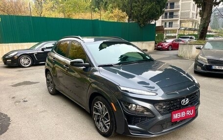 Hyundai Kona I, 2021 год, 1 790 000 рублей, 2 фотография