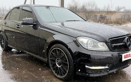 Mercedes-Benz C-Класс, 2012 год, 1 800 000 рублей, 2 фотография