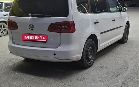 Volkswagen Touran III, 2014 год, 640 000 рублей, 5 фотография