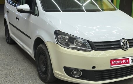 Volkswagen Touran III, 2014 год, 640 000 рублей, 3 фотография