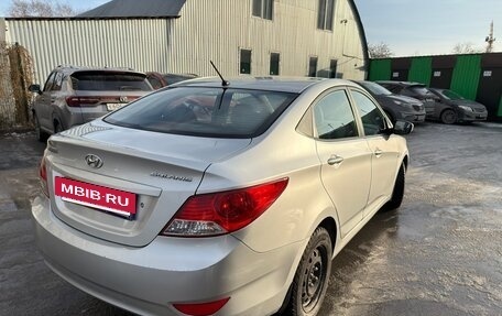 Hyundai Solaris II рестайлинг, 2012 год, 850 000 рублей, 3 фотография
