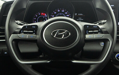 Hyundai Elantra, 2021 год, 1 899 000 рублей, 16 фотография