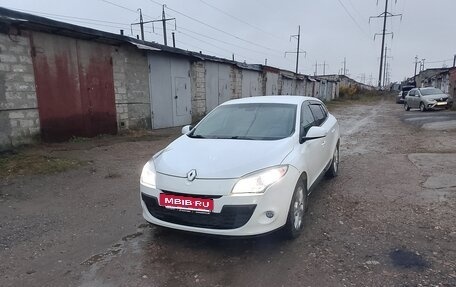 Renault Megane III, 2010 год, 580 000 рублей, 2 фотография