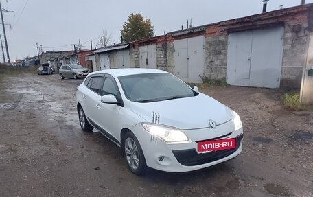 Renault Megane III, 2010 год, 580 000 рублей, 3 фотография