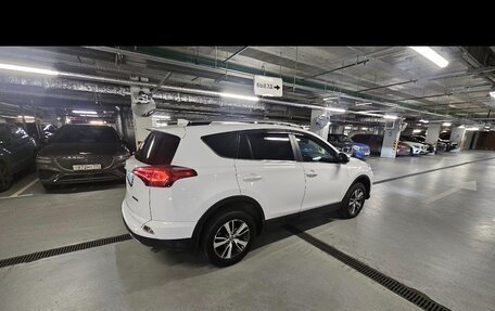 Toyota RAV4, 2017 год, 2 450 000 рублей, 5 фотография