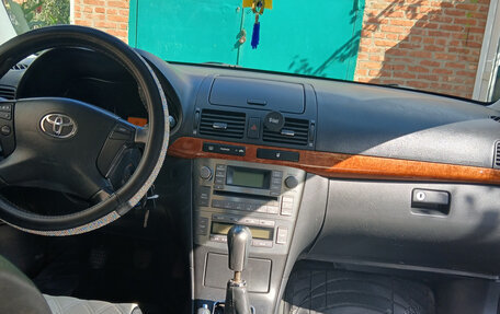 Toyota Avensis III рестайлинг, 2007 год, 820 000 рублей, 3 фотография