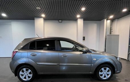KIA Rio II, 2010 год, 400 000 рублей, 2 фотография