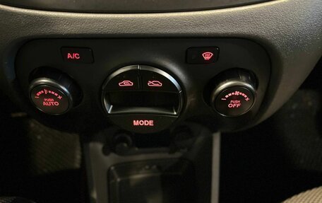 KIA Rio II, 2010 год, 400 000 рублей, 15 фотография