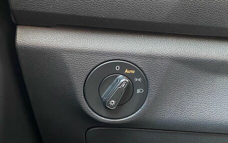 Volkswagen Jetta VII, 2019 год, 1 885 000 рублей, 22 фотография