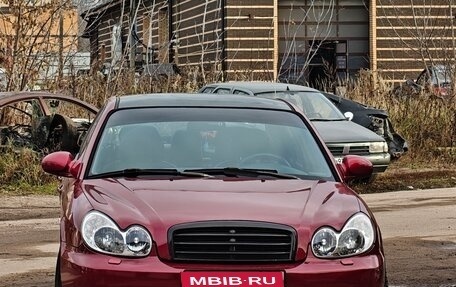 Hyundai Sonata IV рестайлинг, 2004 год, 370 000 рублей, 1 фотография