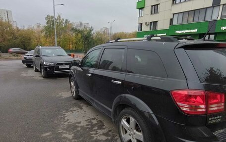 Dodge Journey I, 2010 год, 670 000 рублей, 2 фотография