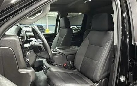 Chevrolet Silverado, 2023 год, 7 190 000 рублей, 9 фотография