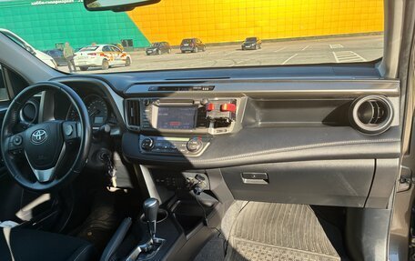 Toyota RAV4, 2013 год, 2 490 000 рублей, 8 фотография