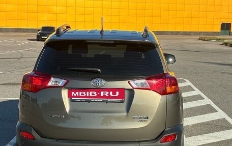 Toyota RAV4, 2013 год, 2 490 000 рублей, 6 фотография