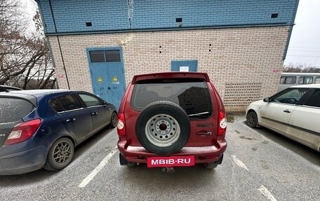 Chevrolet Niva I рестайлинг, 2006 год, 185 000 рублей, 3 фотография