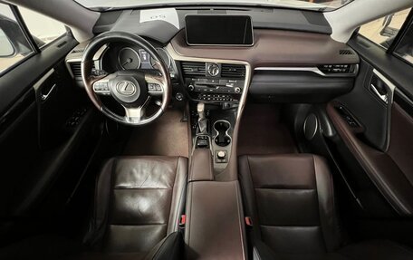 Lexus RX IV рестайлинг, 2016 год, 4 000 000 рублей, 19 фотография