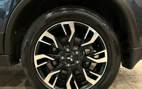 Mitsubishi Outlander III рестайлинг 3, 2022 год, 2 699 000 рублей, 11 фотография