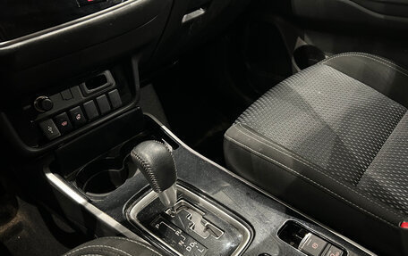 Mitsubishi Outlander III рестайлинг 3, 2022 год, 2 699 000 рублей, 15 фотография