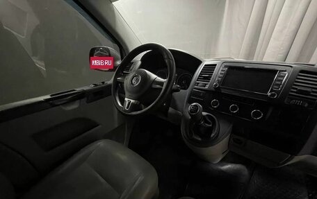 Volkswagen Transporter T5 рестайлинг, 2011 год, 1 649 900 рублей, 8 фотография
