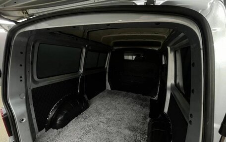 Volkswagen Transporter T5 рестайлинг, 2011 год, 1 649 900 рублей, 13 фотография