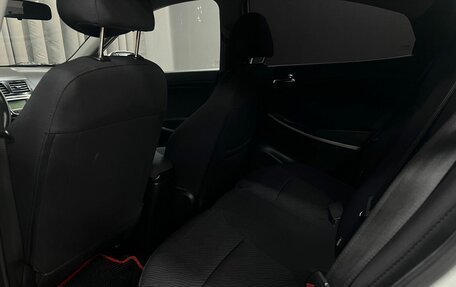 Hyundai Solaris II рестайлинг, 2012 год, 919 900 рублей, 13 фотография