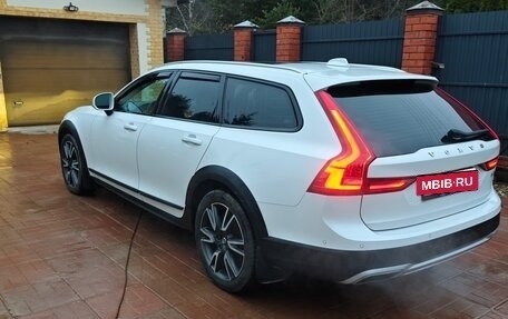 Volvo V90 Cross Country I рестайлинг, 2018 год, 4 580 000 рублей, 6 фотография