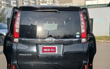 Toyota Esquire I, 2017 год, 2 450 000 рублей, 6 фотография
